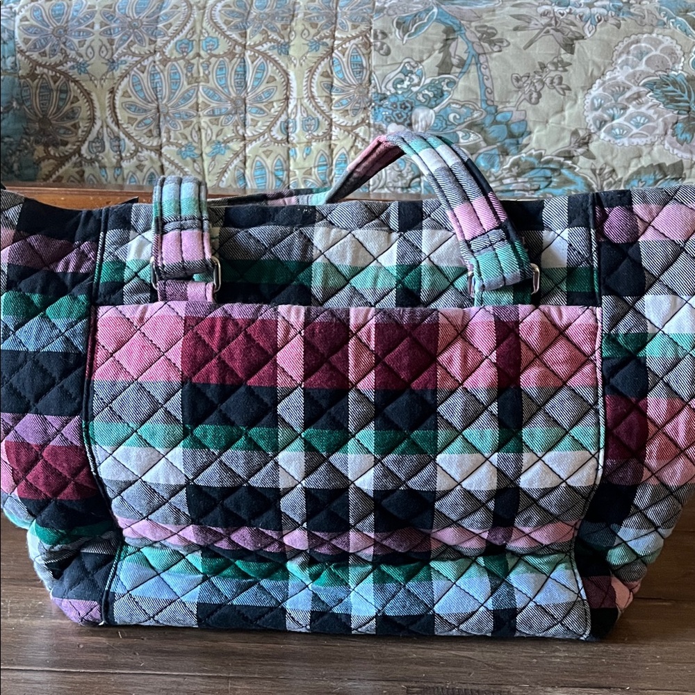 Like new! Multicolor Quilted Tote Bag
